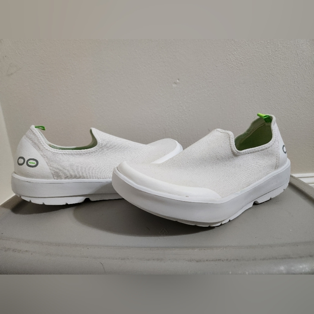 Oofos Recovery Shoes